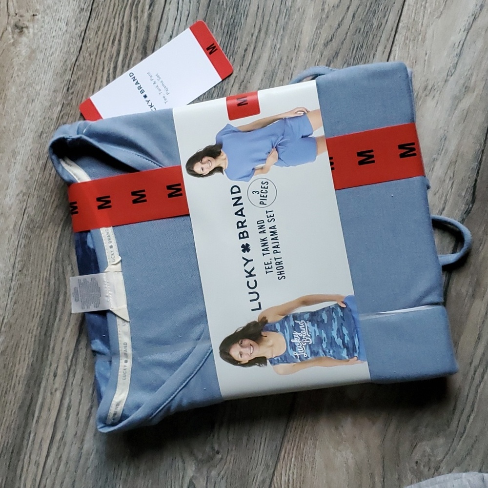 Lucky Brand Pajama Set